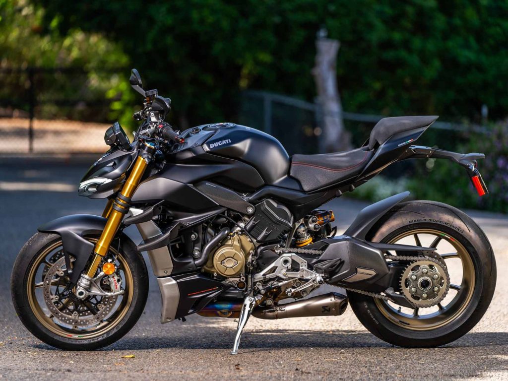 ducati streetfighter v4 black